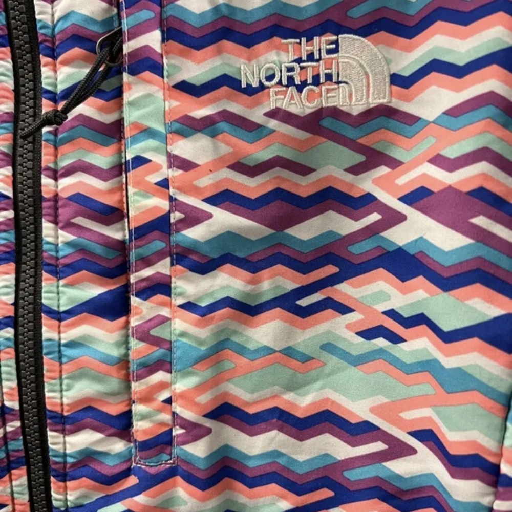 The North Face Limited Edition Chevron Jacket Size Medium - Picture 8 of 9